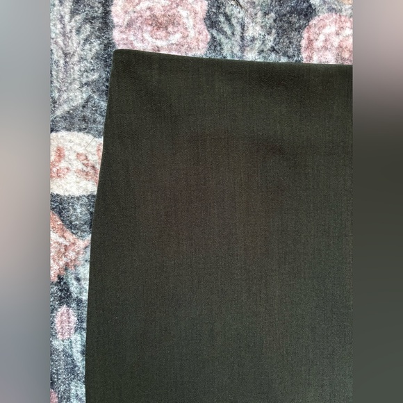 MM LaFleur Noho Skirt Dark Pine Size 10 - Picture 3 of 6